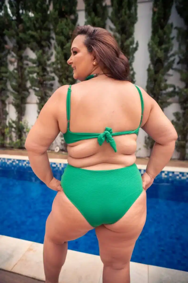 BIQUÍNI FLAVIA MEIA TAÇA HOTPANTS LISO SAN MARÉ - Image 4